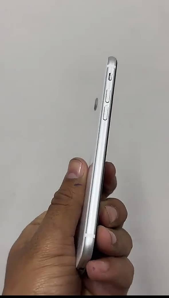 Apple iPhone SE 2