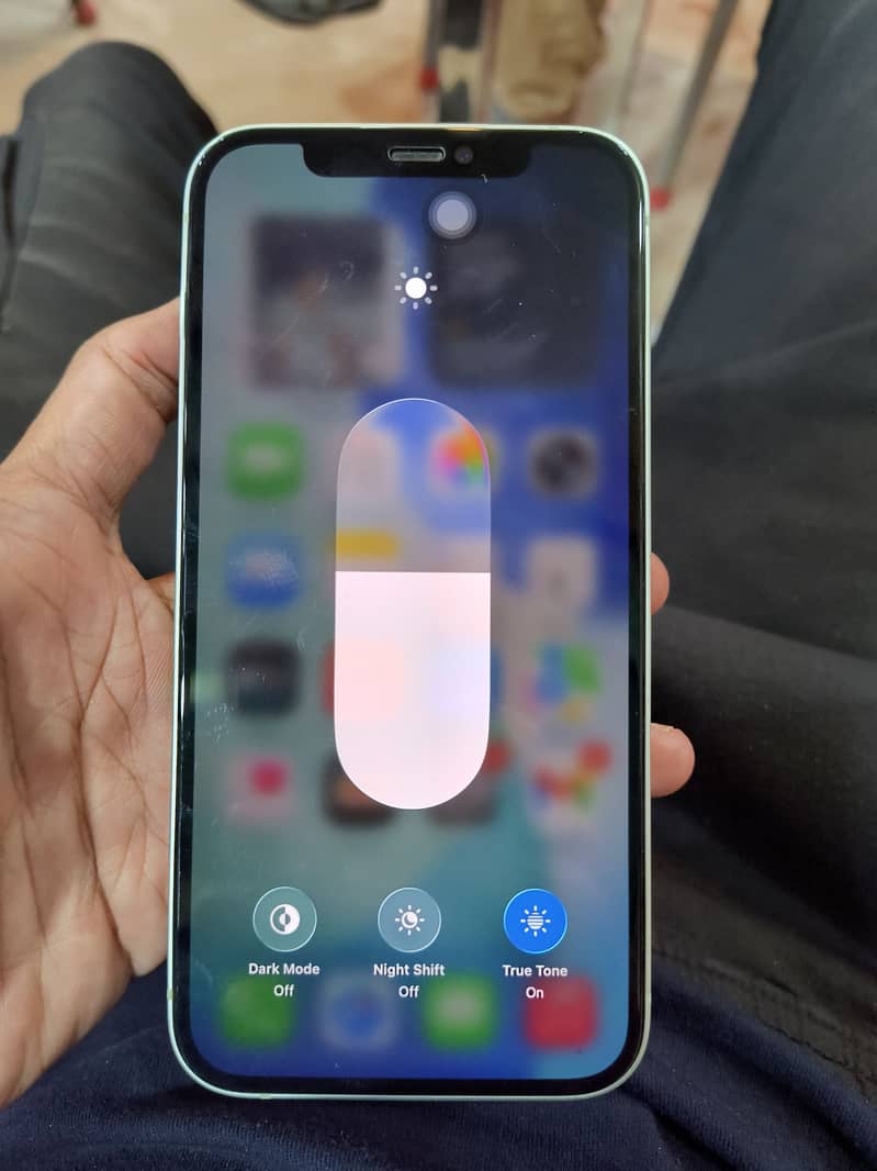 Apple iPhone 12 1