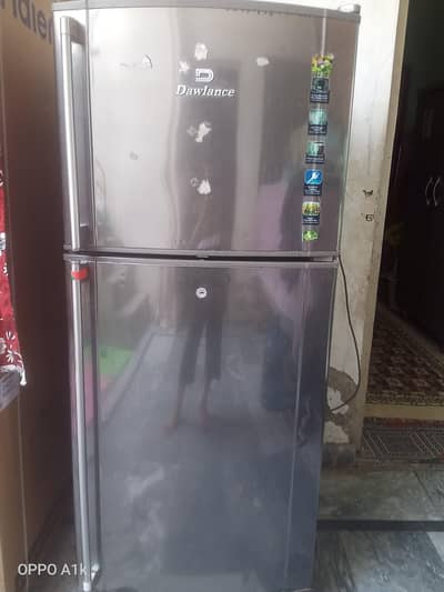 dawlance medium size fridge