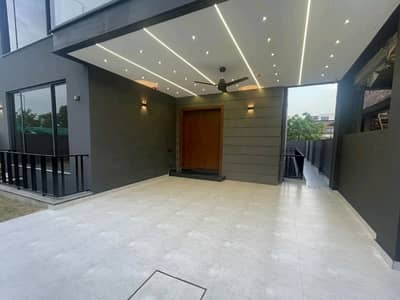 10 Marla House For sale In DHA Phase 7 - Block Y