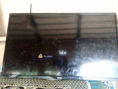 32" Haier led tv very good condition with genuine remote