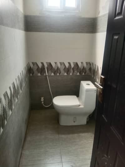 Upper porshion for rent