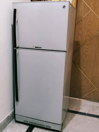 PEL artic refrigerator 100 working