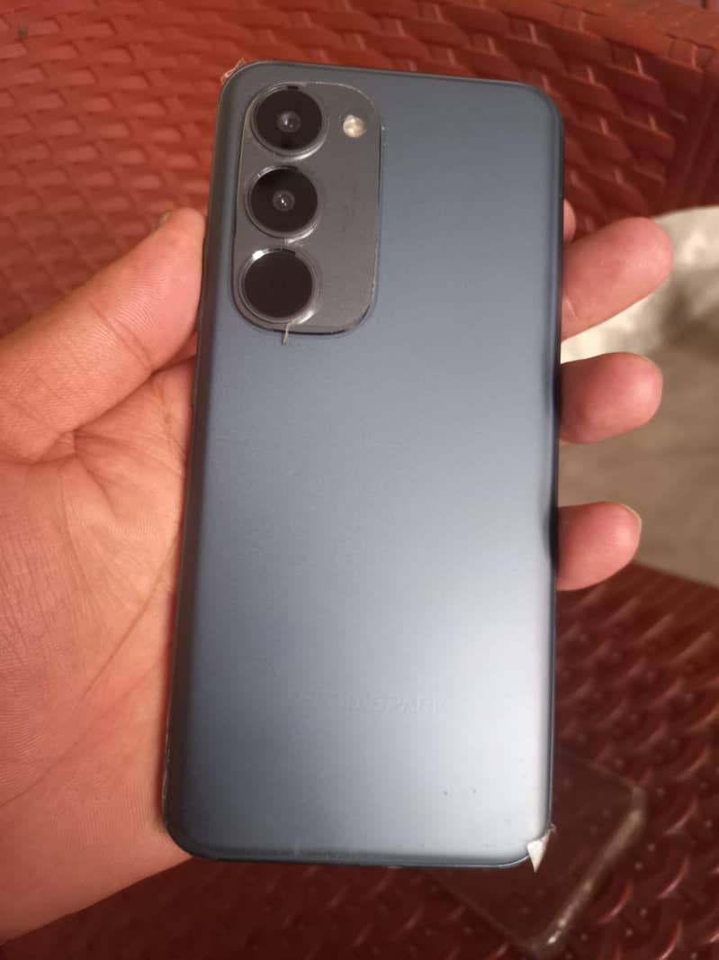 Tecno spark 40pro plus 2