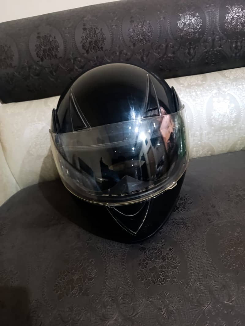 HELMETS LIKE NEW 5