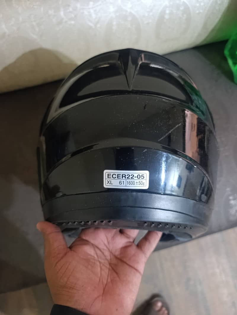HELMETS LIKE NEW 11
