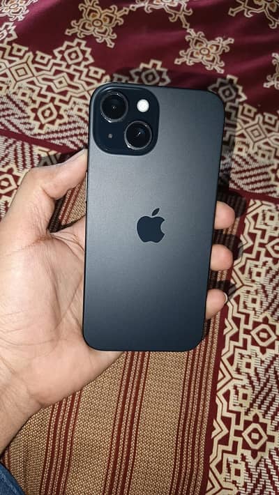 Apple iPhone 15