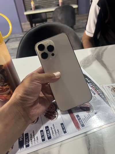 Apple iPhone 14 Pro Max Jv    86 battery health