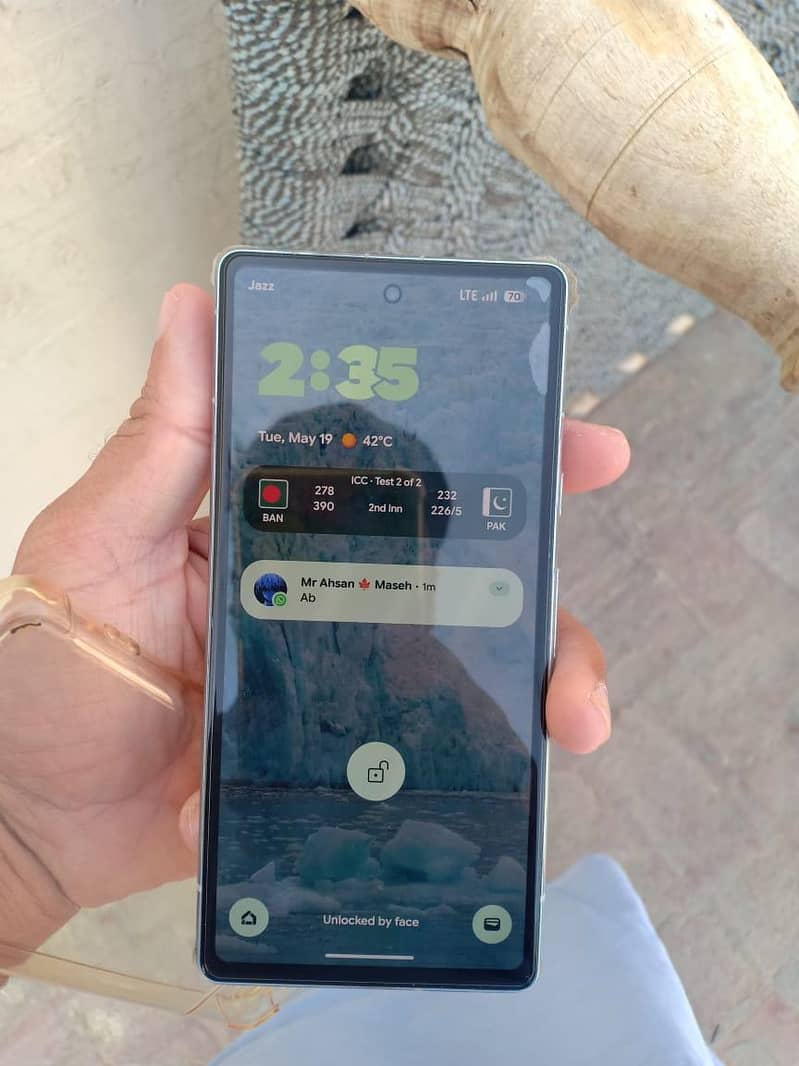 Google Pixel 7a 1