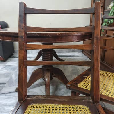 dining table . . 6 chair