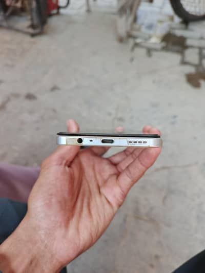 Realme C71