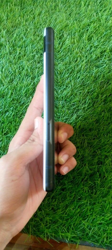 Google Pixel 6a 4