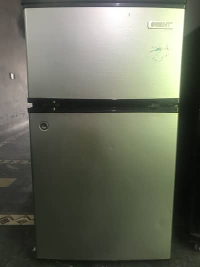 Refrigerator for sale urgent need money
