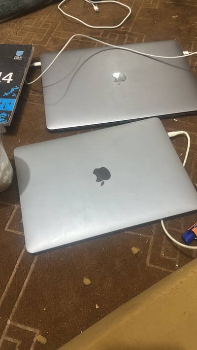 MacBook pro 2018 space grey 13-4 inch for sale