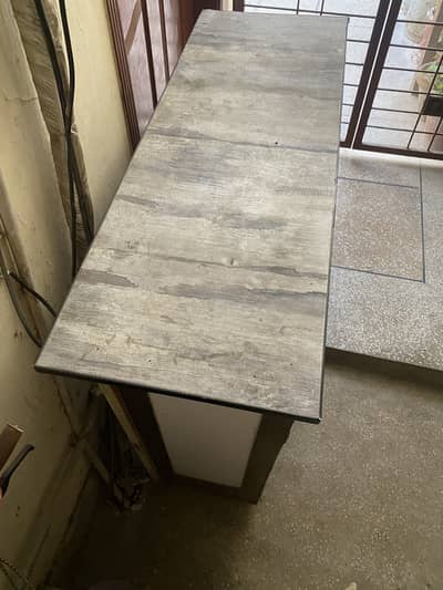 Iron stand lasani wood