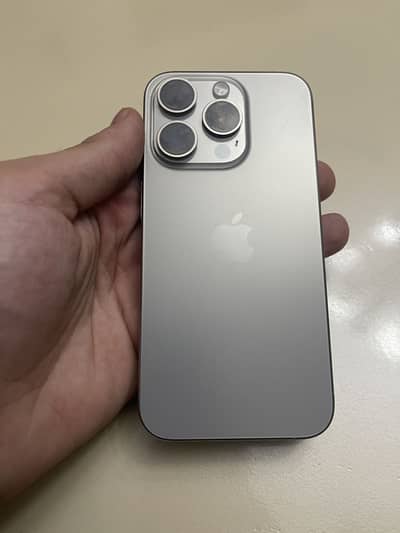 Apple iPhone 15 Pro