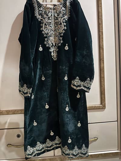 Velvet shirt with banarasi trouser & dupatta.