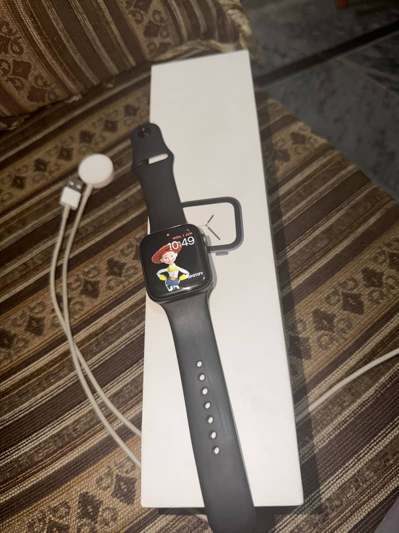 Apple watch 4