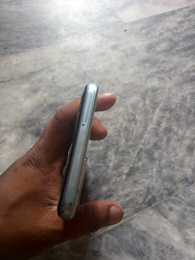 Vivo Y21