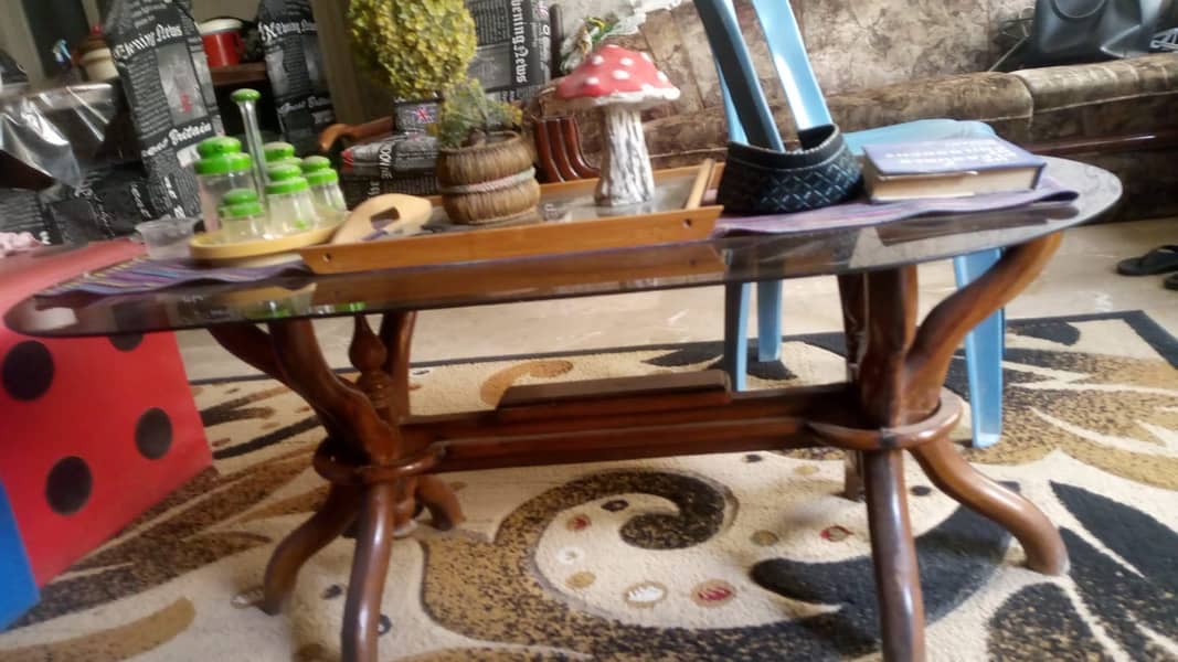 Coffee table 0