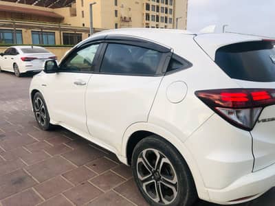 Honda Vezel 2015