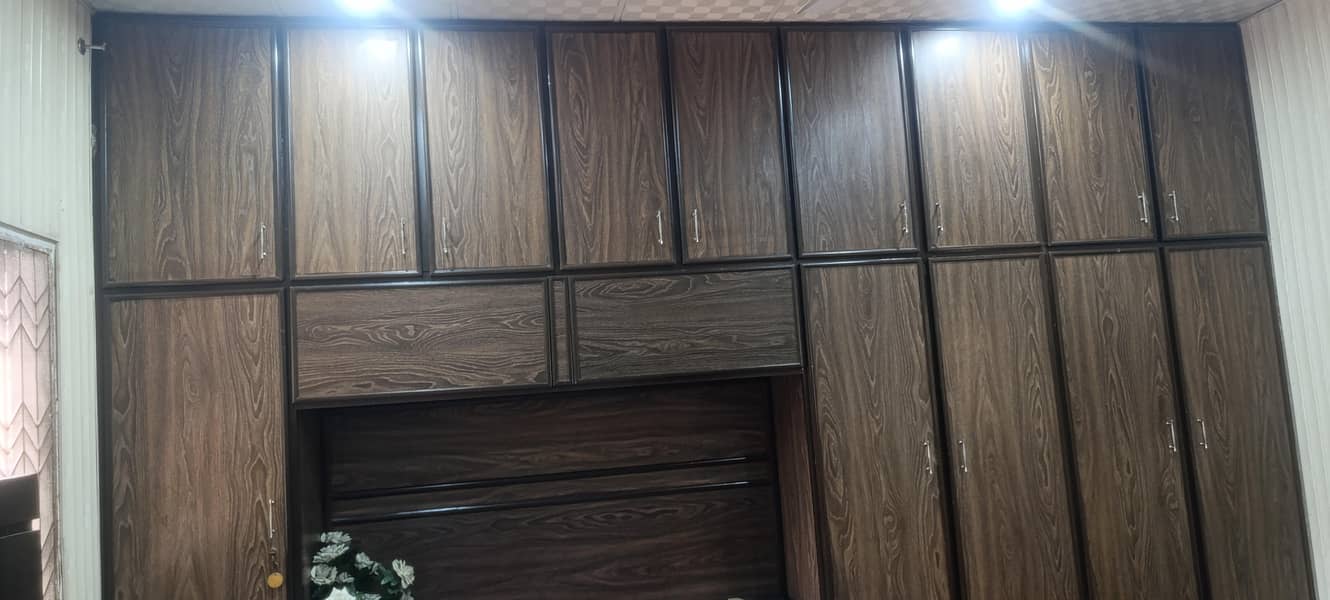 Full Wall Wardrobe 5