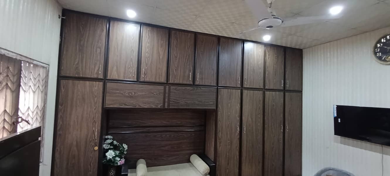 Full Wall Wardrobe 6