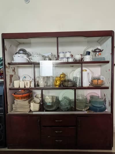 wooden showcase for urgent sale