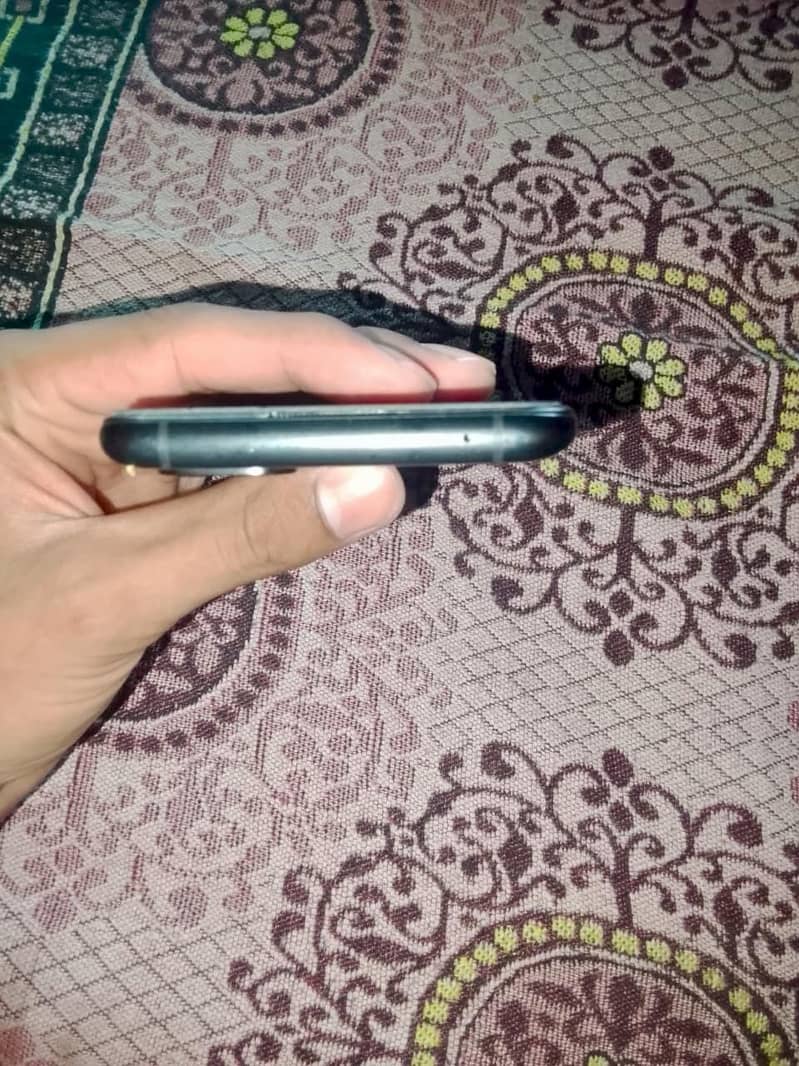 One Plus 9R 5