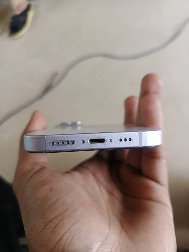 Apple iPhone 14 5