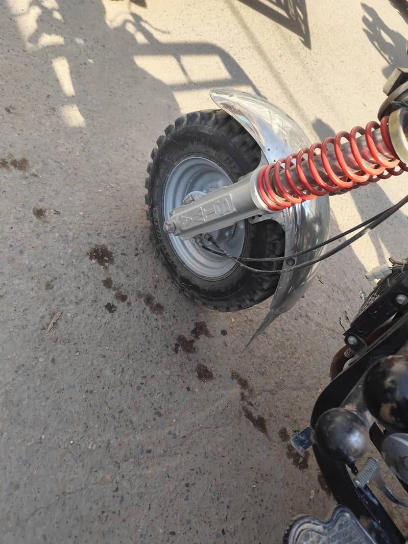 Loader Rickshaw Model 25 — Bilkul OK Engine 9