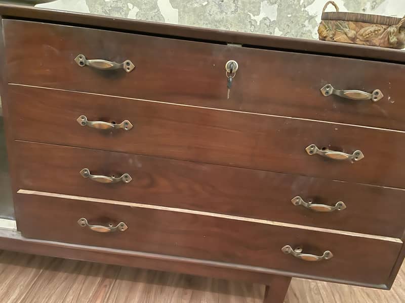 Side board 3