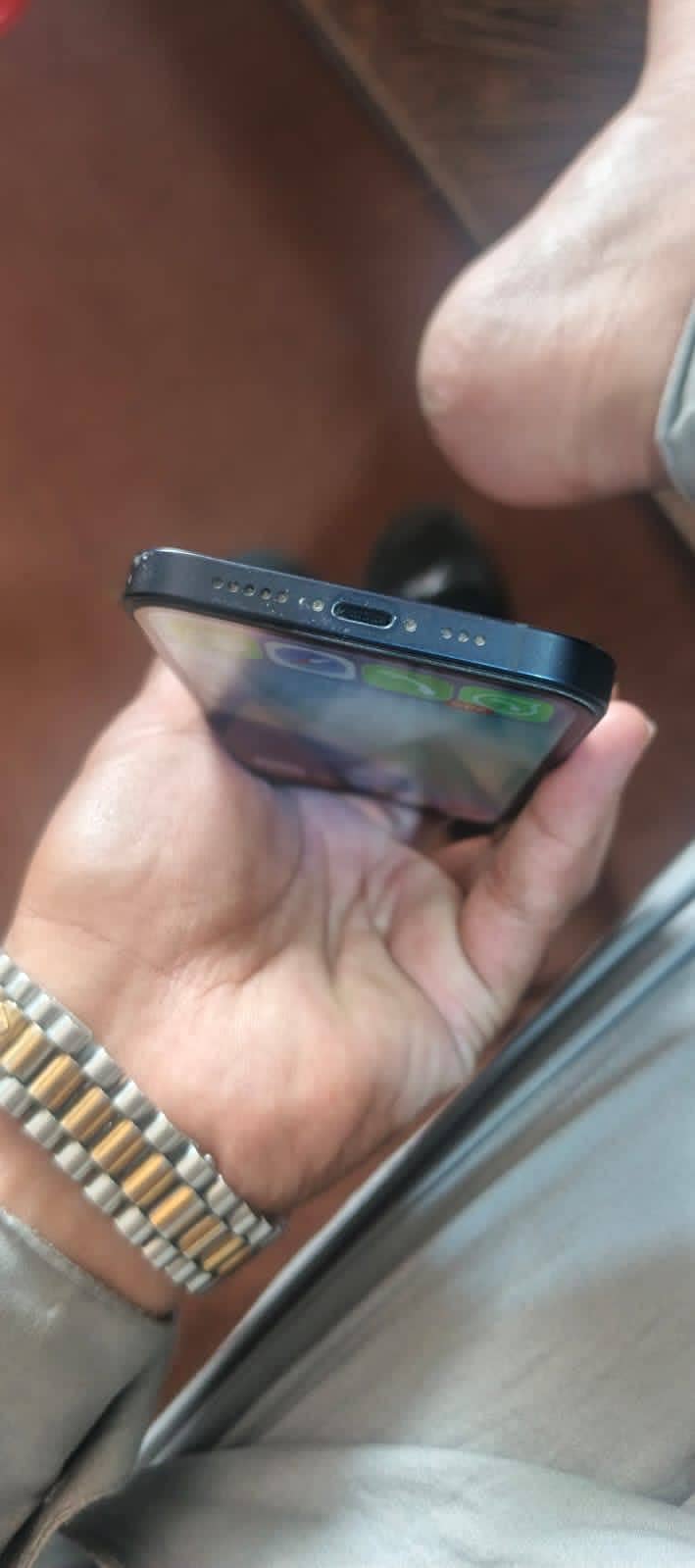 Apple iPhone 12 1