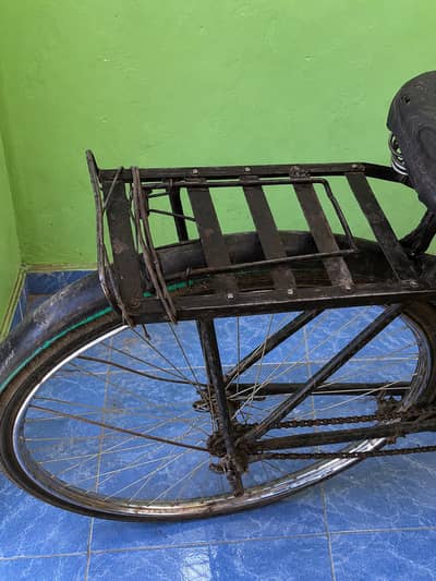 Black Colur Sohrab Sycle Hai