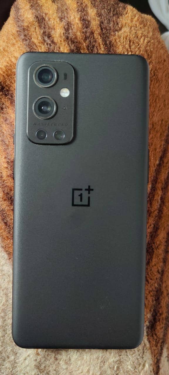 One Plus 9 Pro 1