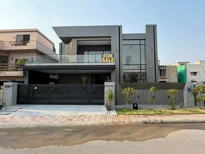 1 Kanal Ultra Luxurious Designer South Face House For Sale