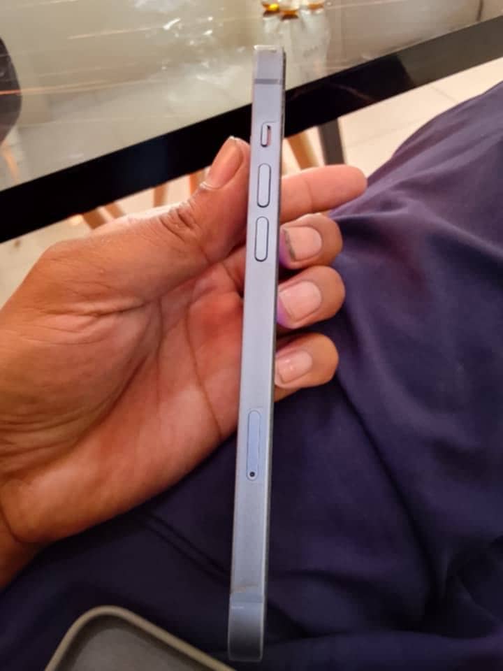 iPhone 14 plus 2