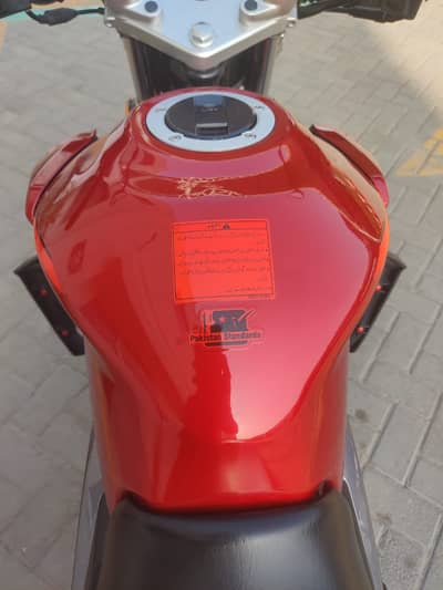 Suzuki GS-125 2025