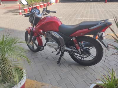 Suzuki GS-125 2025
