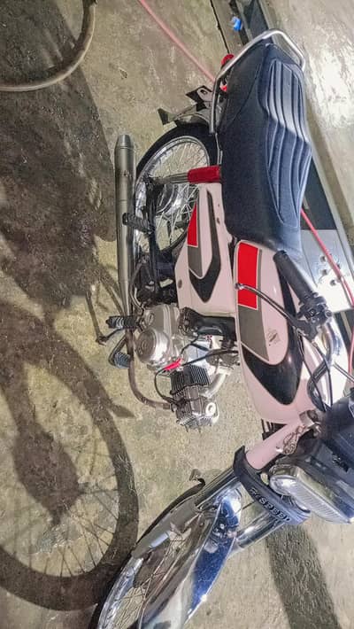 70 cc bike urgent for sale like brand new