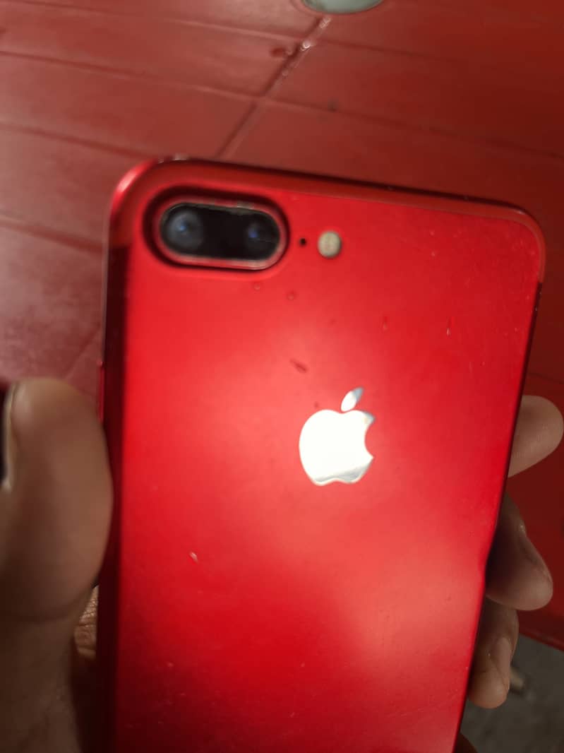 Apple iPhone 7 Plus 9