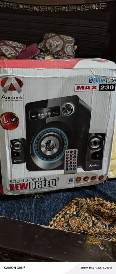 audionic wofer bluetooth wale 230 model new ek hafta use ha bus