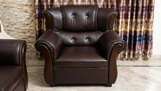 5- Seater Sofa Set for Sale – Good Condition