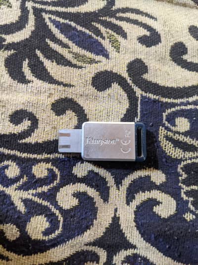 Kingston 64 gb USB