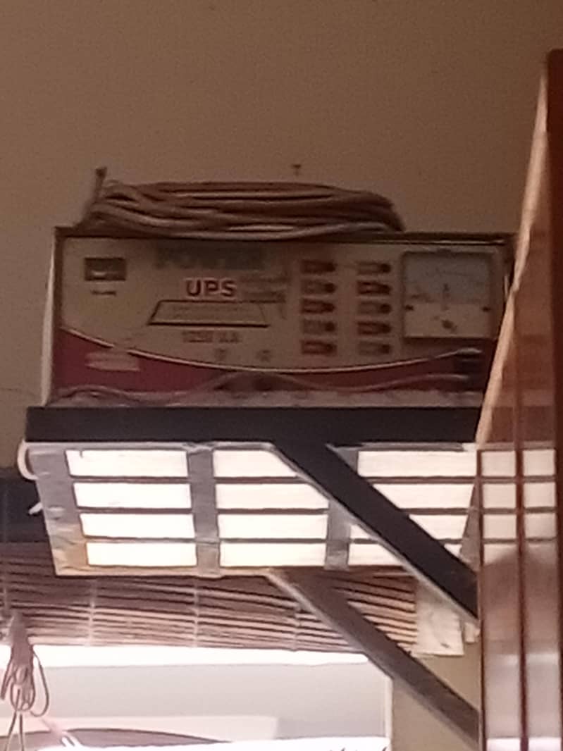 ups condition10/8 0