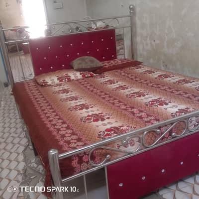  Comfortable Bed Mattress for Sale – Excellent Condition