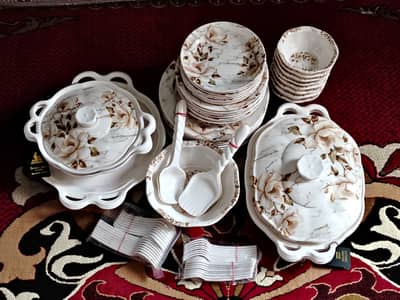 MARBLE Double Glazed Melamine Dinner Set – 80 Pieces (Brand New)