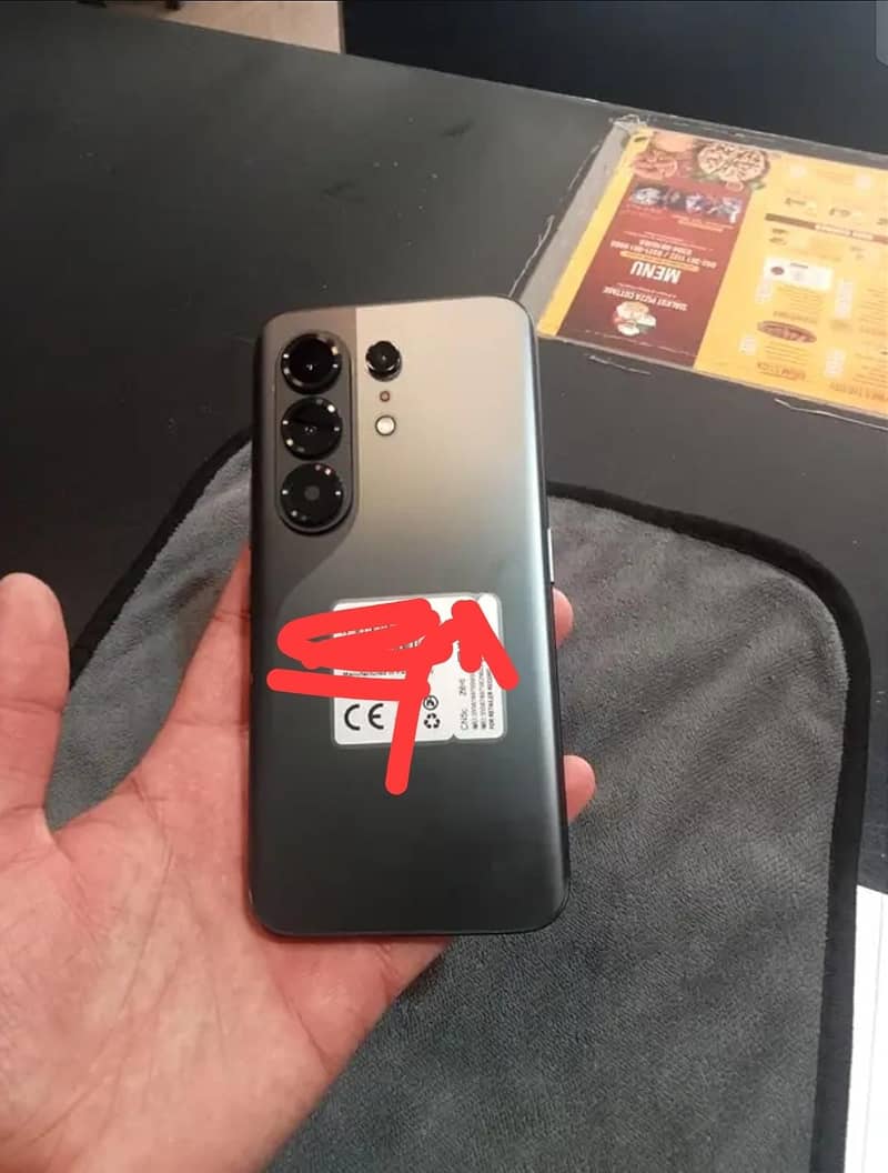 Tecno camon 50 pro 0