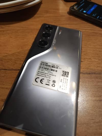 Tecno CAMON 40 Pro