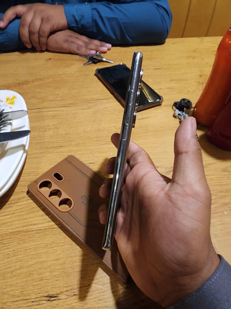 Tecno CAMON 40 Pro 2